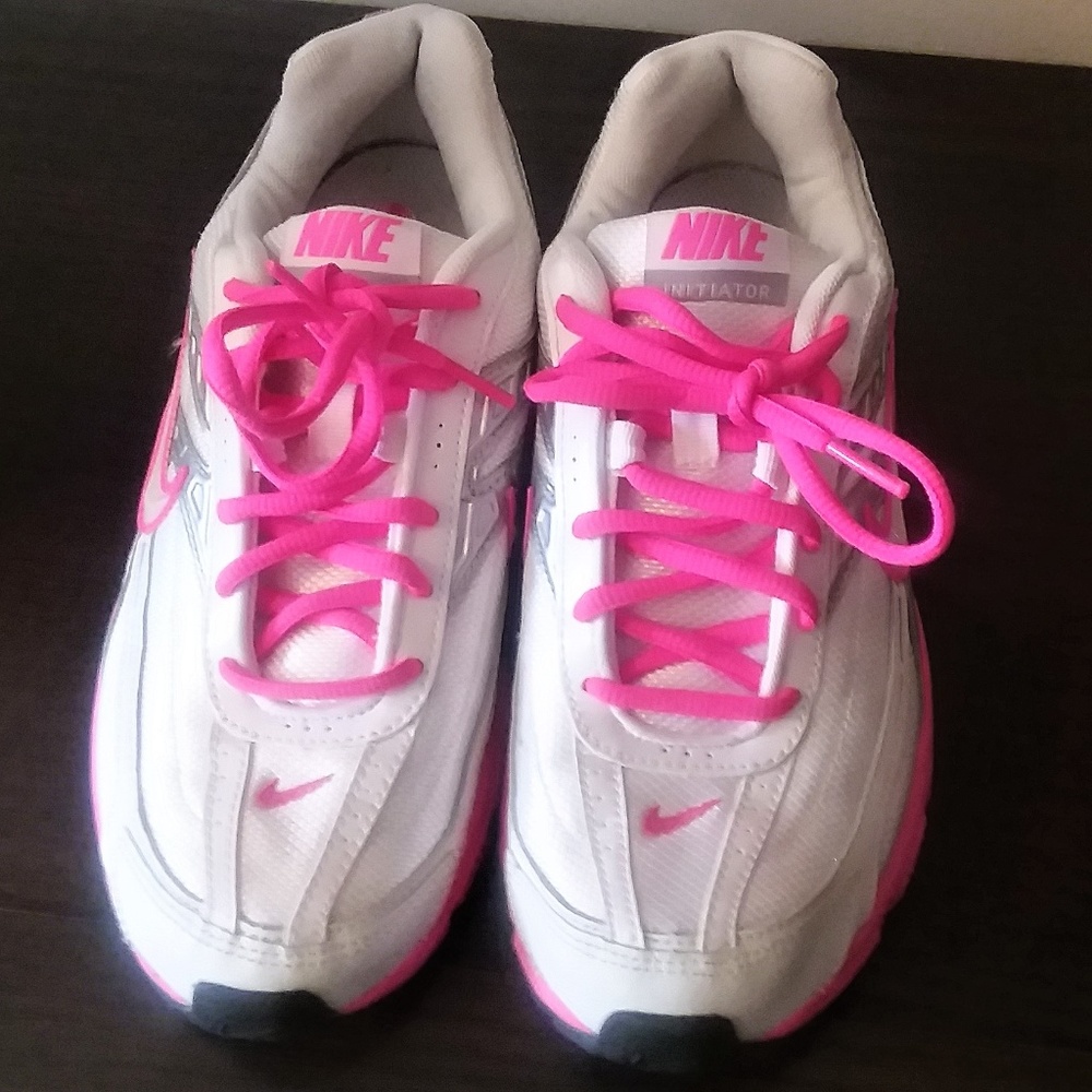 Women's Nike Initiator Running Shoes. Like NEW!
